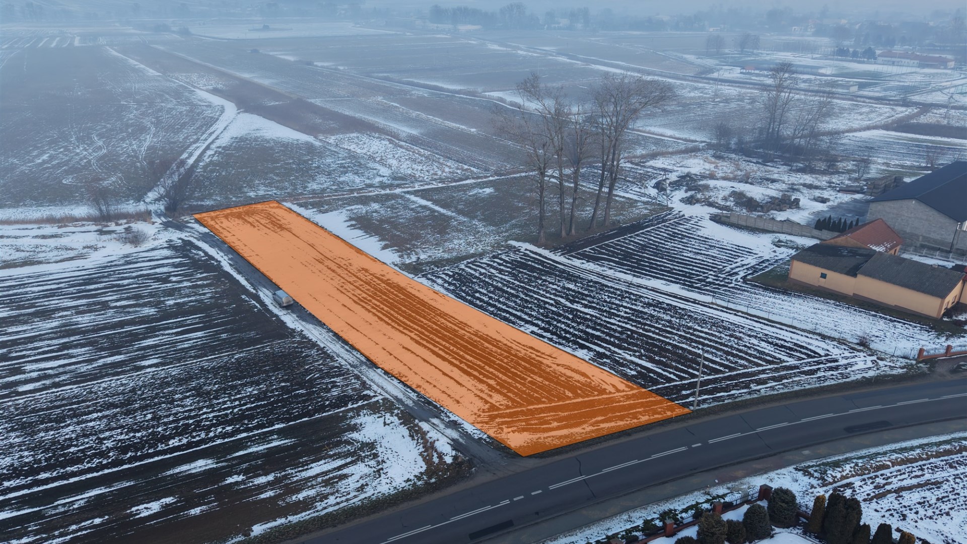 Działka na sprzedaż