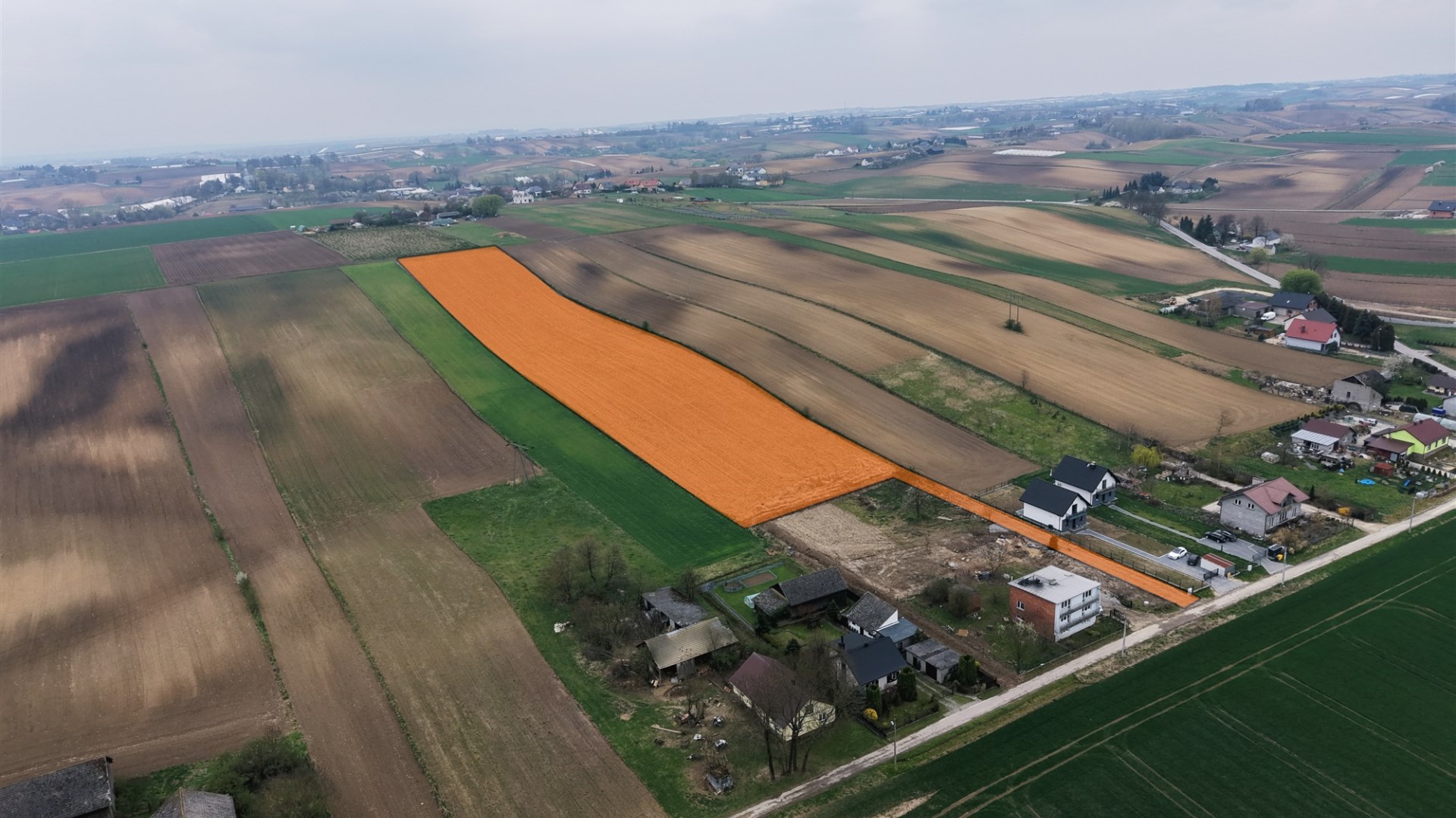 Działka na sprzedaż