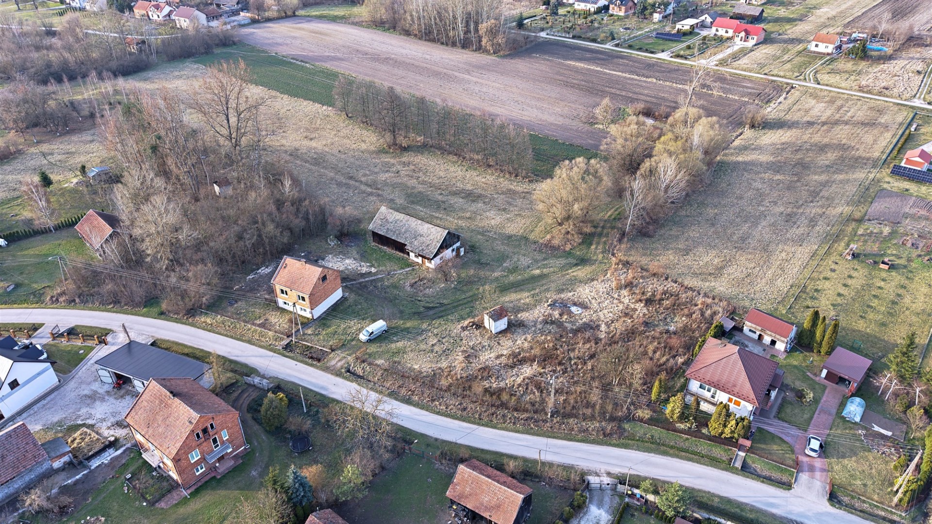 Działka na sprzedaż